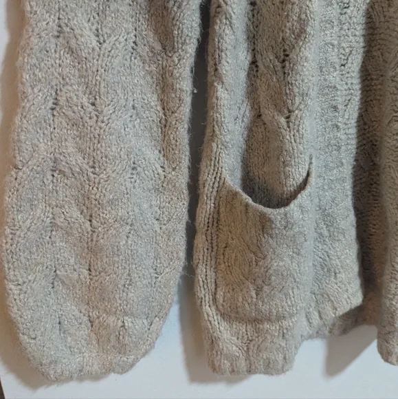 Abercrombie & Fitch Wool Blend Tan Oversized Open Front Cardigan Sweater Small - Picture 5 of 8